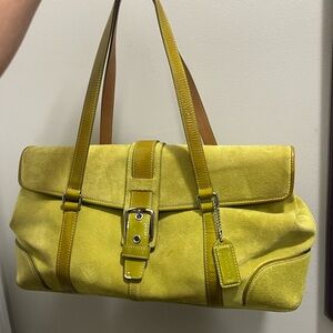 Vintage COACH 9270 Hamptons Green Suede Buckle Flap Shoulder Bag Purse like new